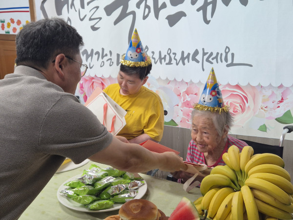 8bc46c83ebbdad0402a2cc76de718a43_1759208