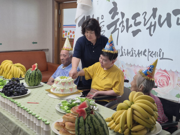 8bc46c83ebbdad0402a2cc76de718a43_1759208